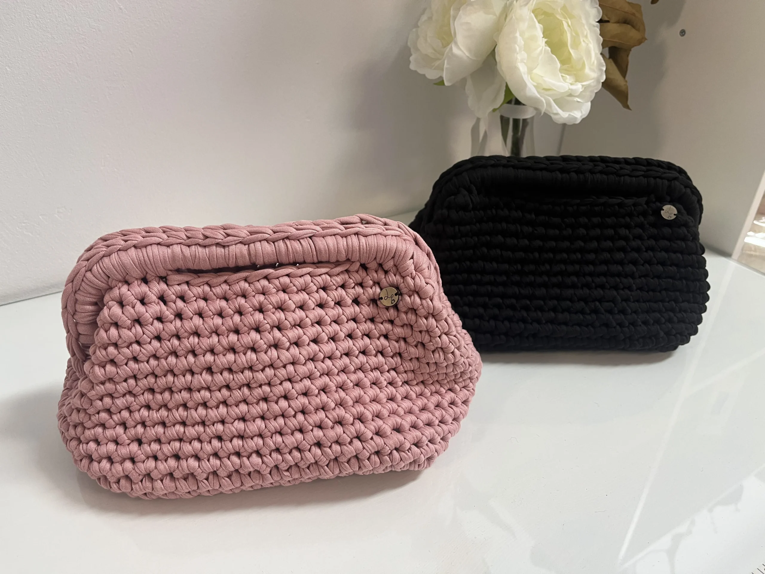 CLUTCH - Imagen 3